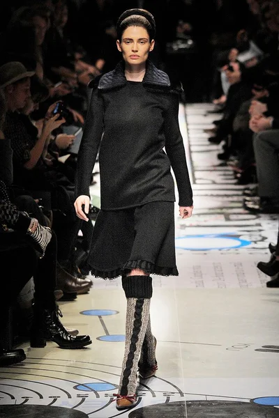 Look 2